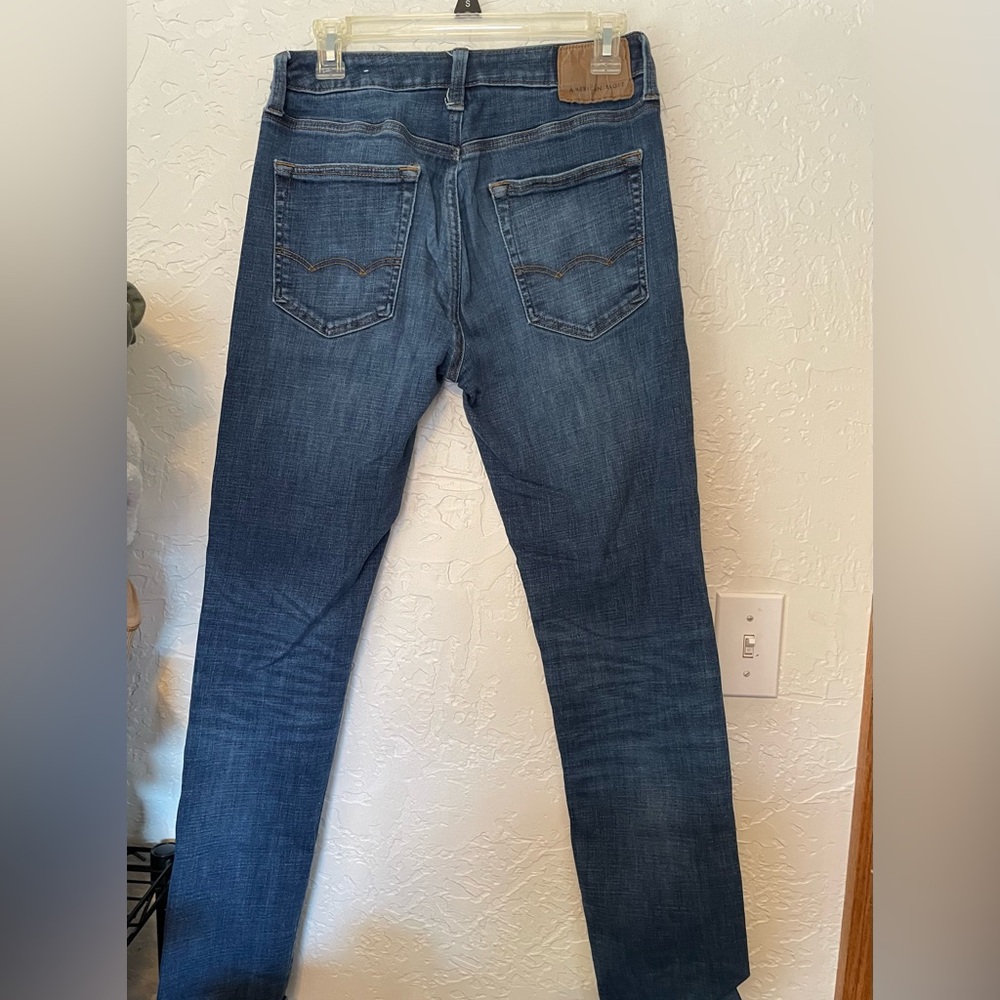 America Eagle jeans